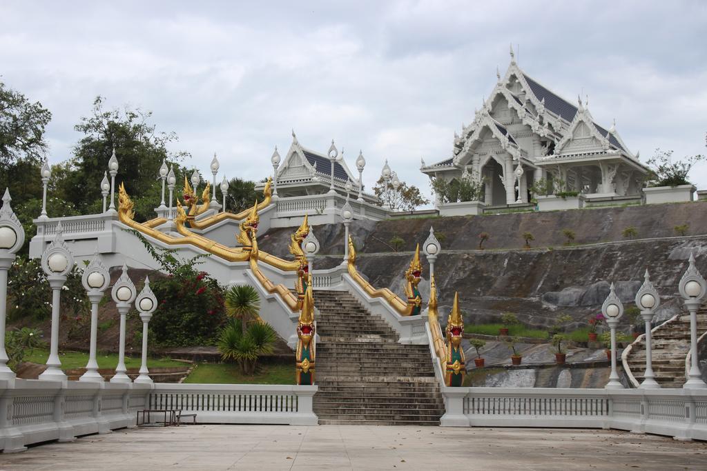 Grand Mansion Hotel Krabi Exterior photo